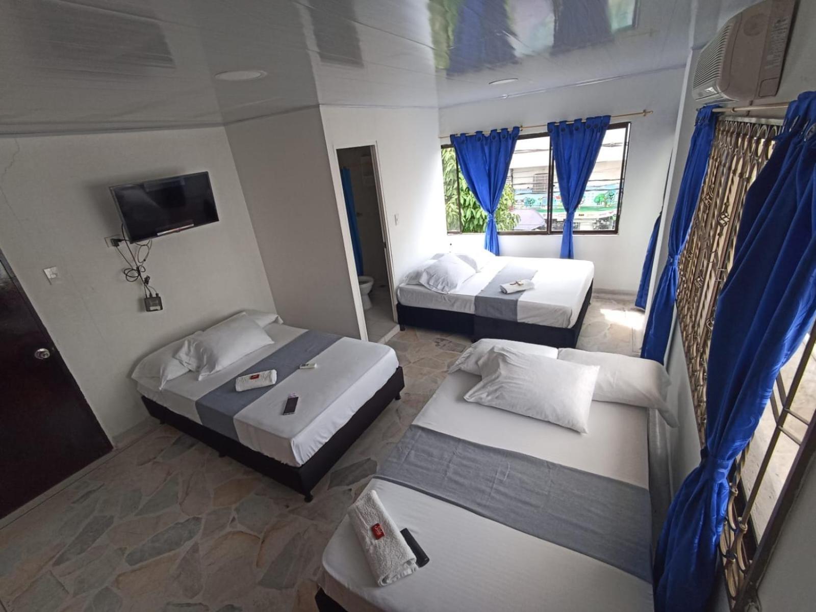 Hotel Santander Express 内瓦 外观 照片