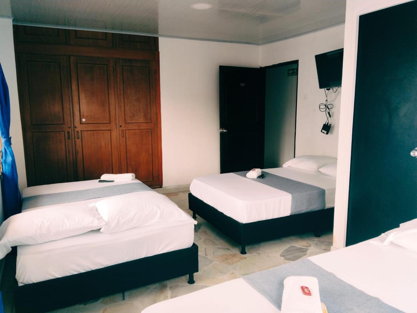 Hotel Santander Express 内瓦 外观 照片