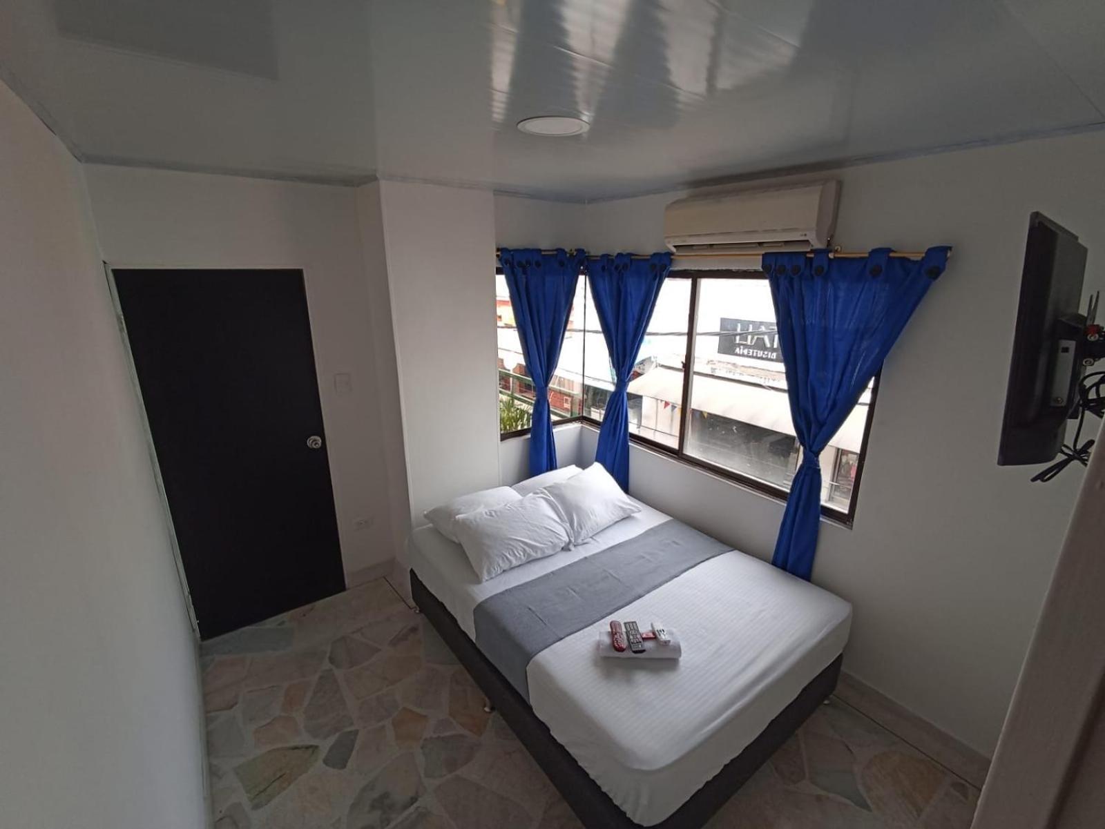 Hotel Santander Express 内瓦 外观 照片